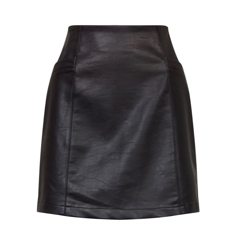 NEW LOOK Black Faux Pocket Leather-Look Mini Skirt